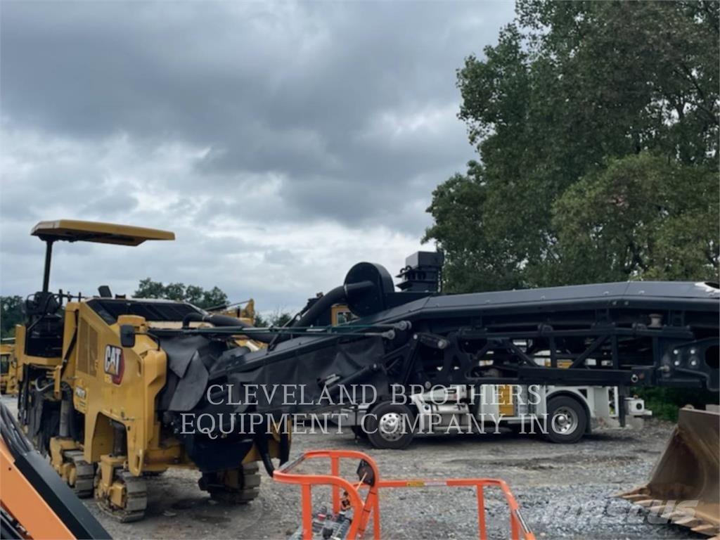 CAT PM312-02 Bitumen sprayers