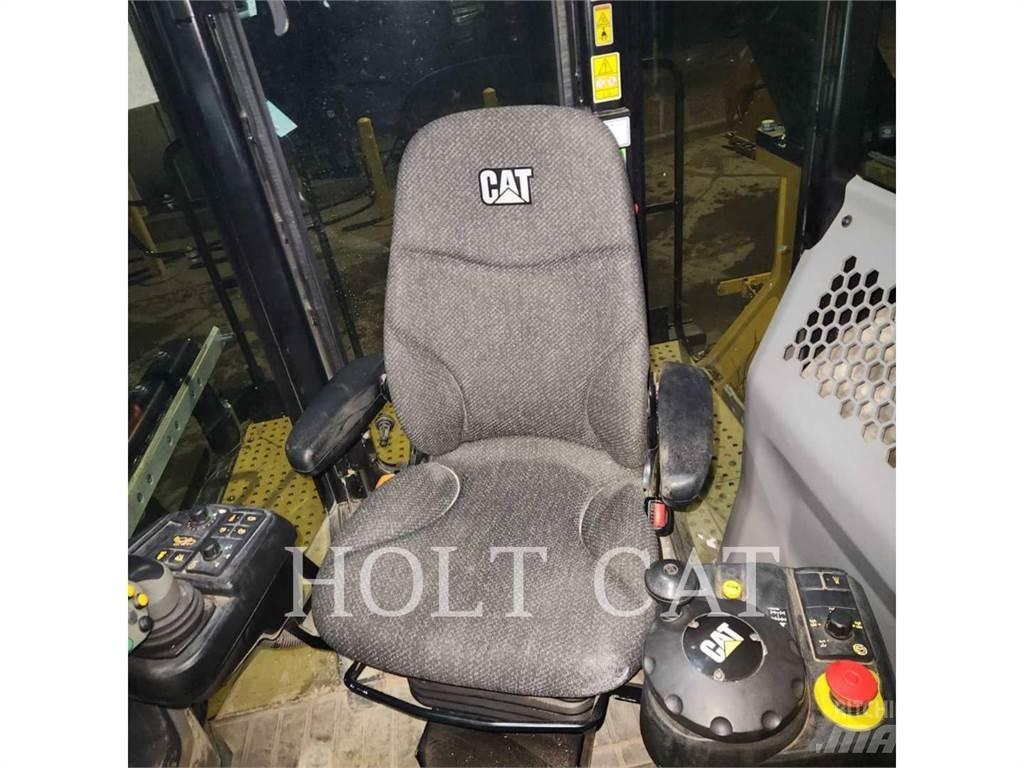 CAT RM400 Asphalt recyclers