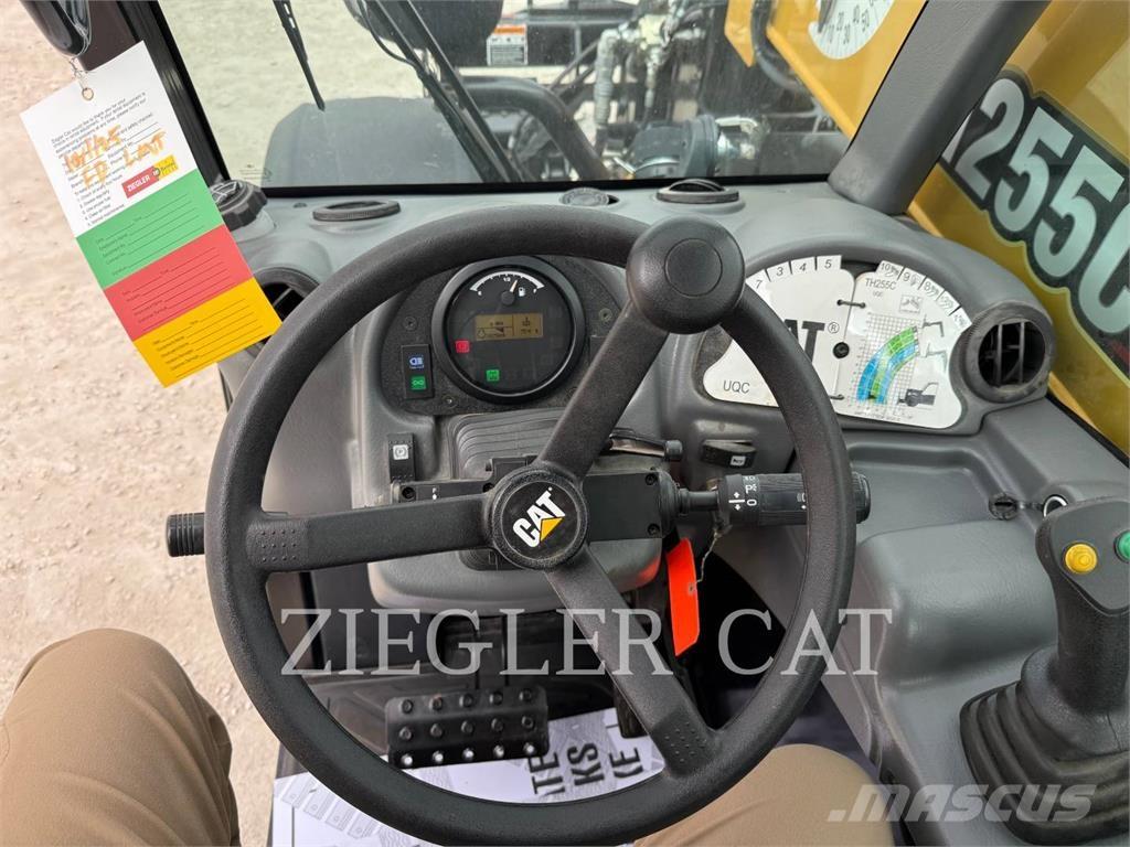 CAT TH255C Telescopic handlers