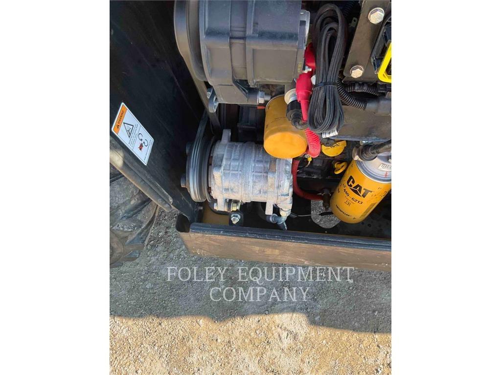 CAT TH255CC Telescopic handlers