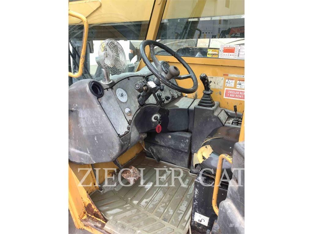 CAT TL1055 Telescopic handlers
