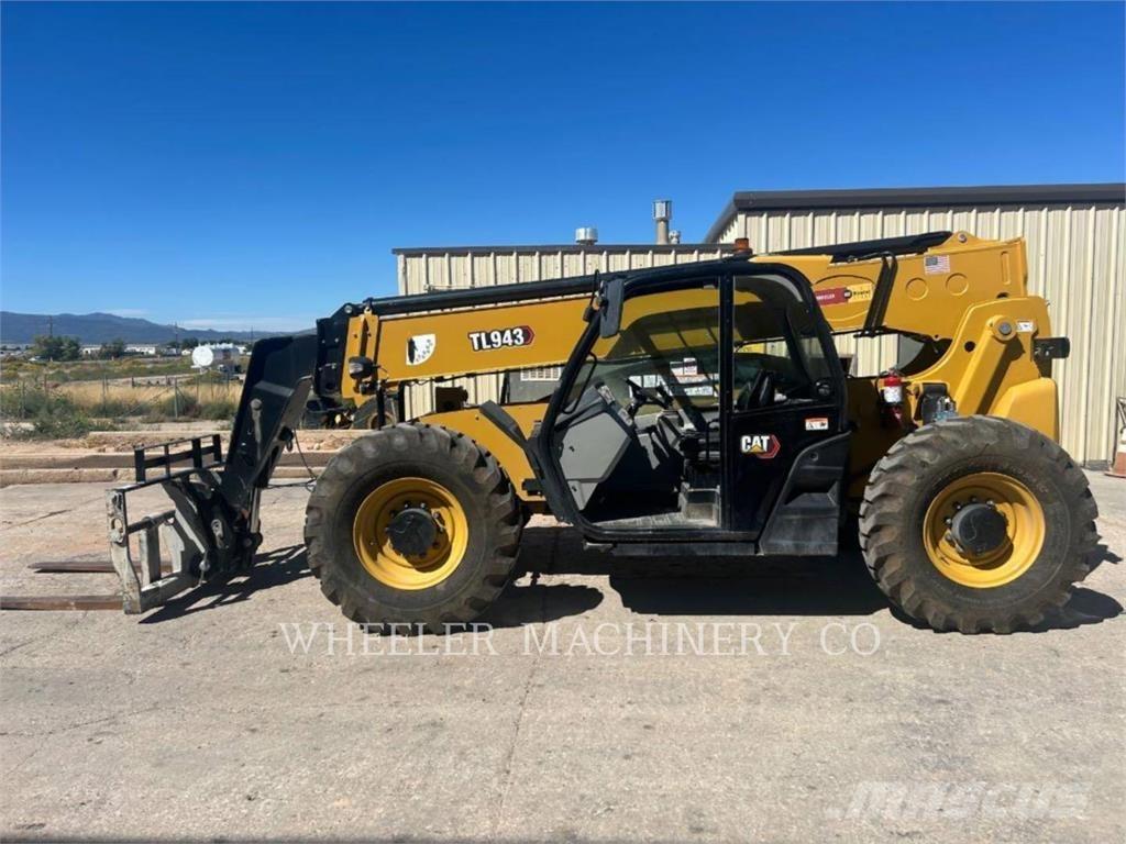 CAT TL943 CAN Telescopic handlers