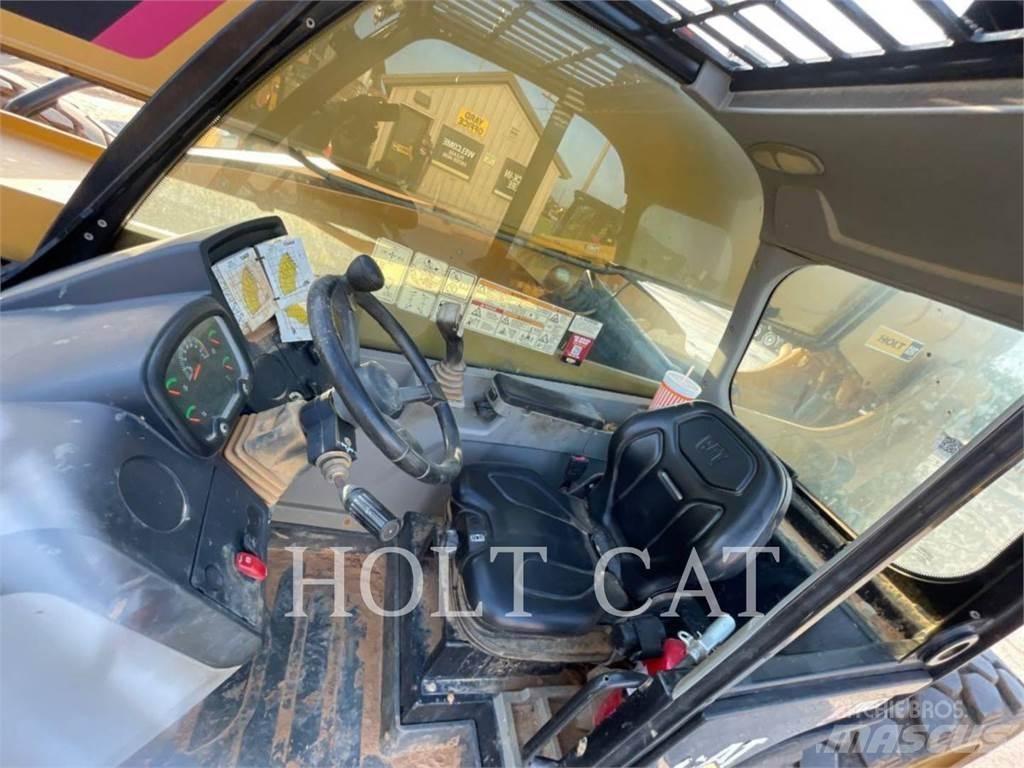 CAT TL943D Telescopic handlers