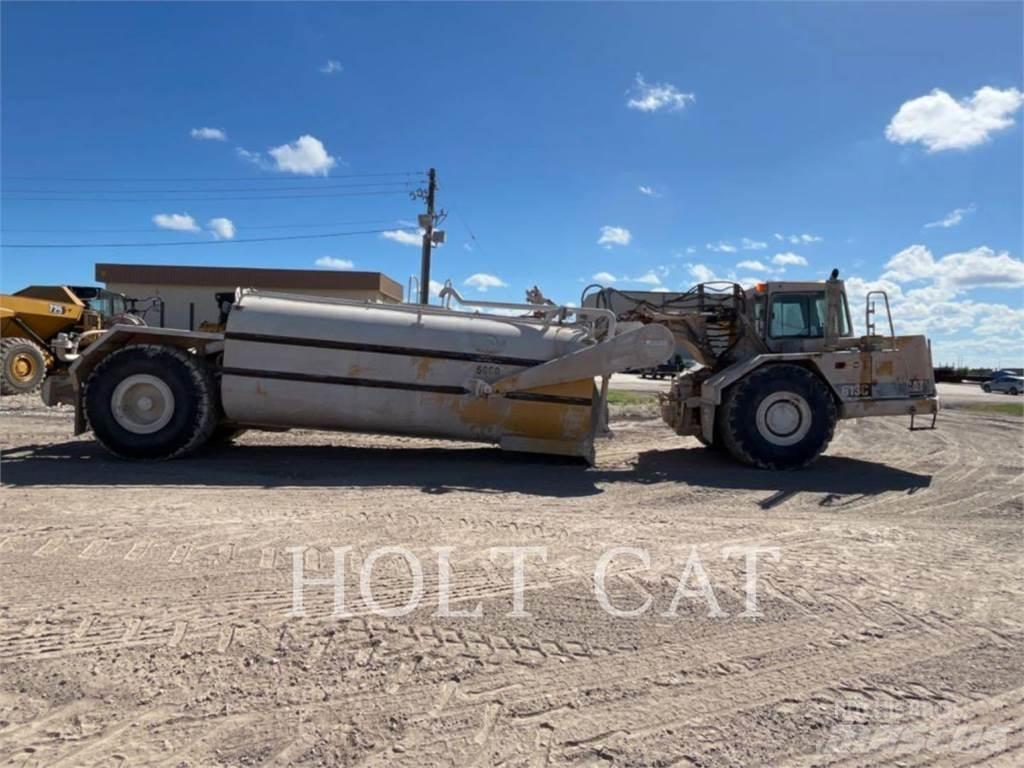 CAT W00 613CII Scrapers
