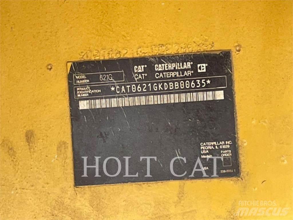 CAT W00 621G Scrapers
