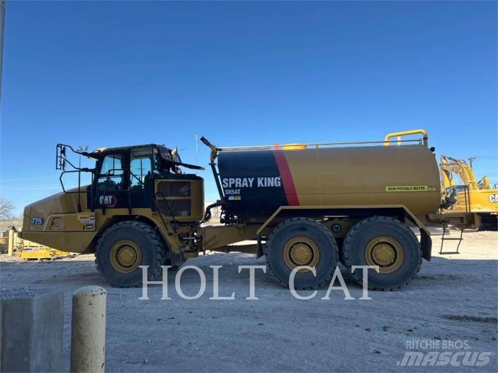 CAT W00 725 Tanker trucks