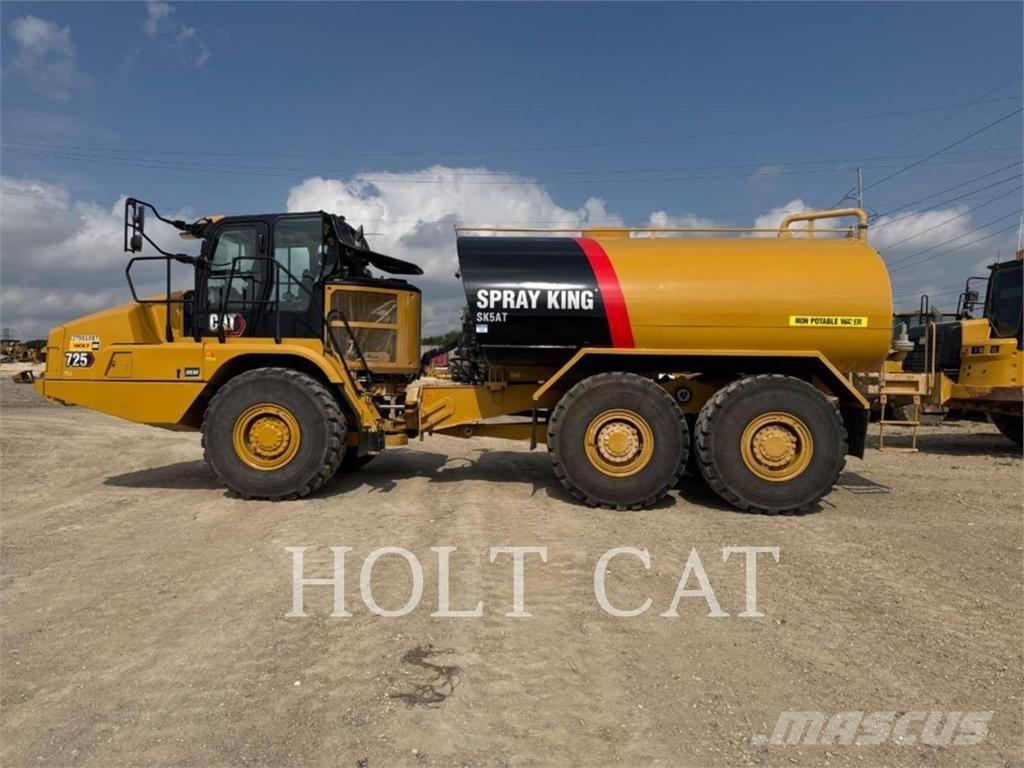 CAT W00 725 Tanker trucks