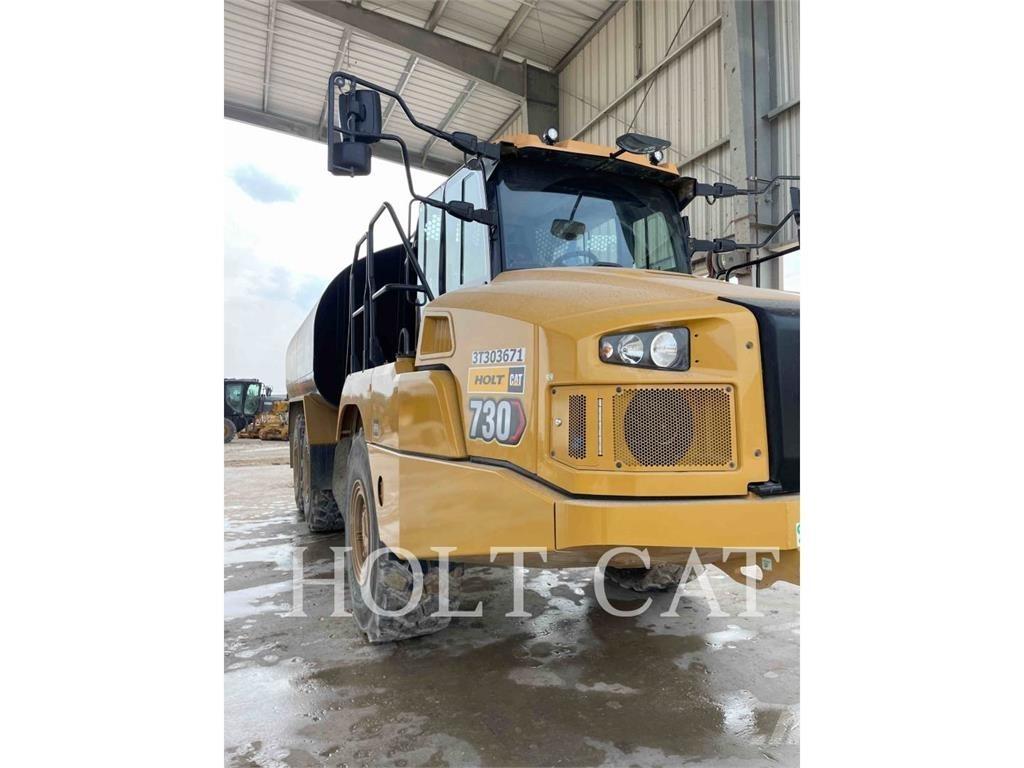 CAT W00 730 Tanker trucks