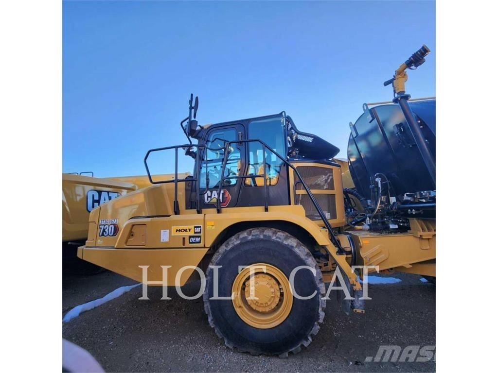 CAT W00 730 Tanker trucks