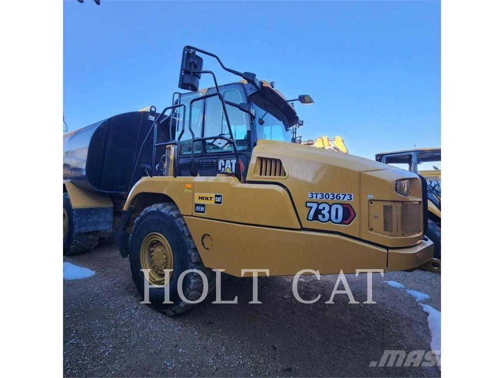 CAT W00 730 Tanker trucks