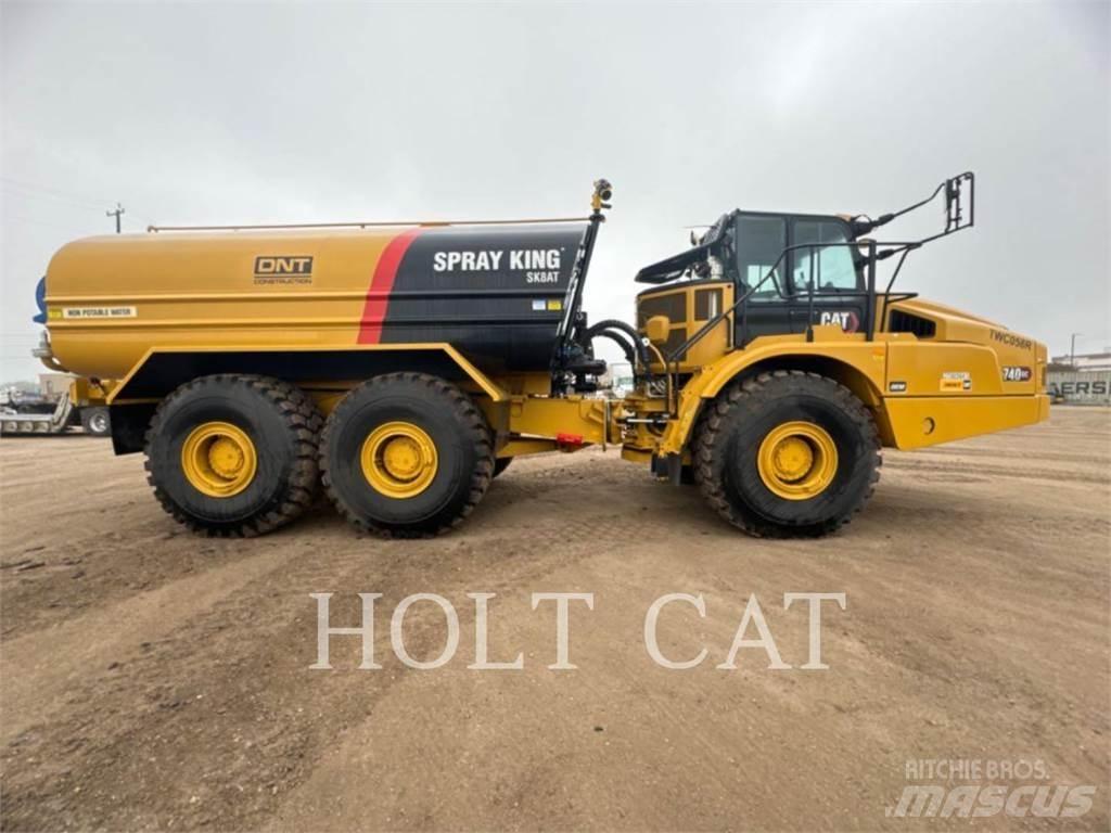 CAT W00 740GC Tanker trucks