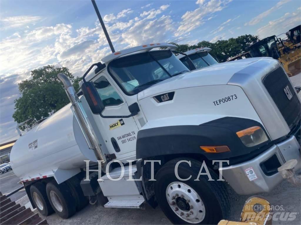 CAT WATER 4000 Tanker trucks