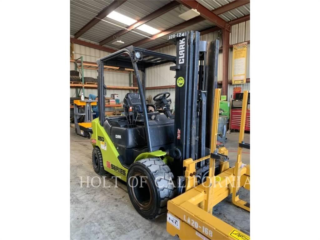 Clark S25D Diesel trucks