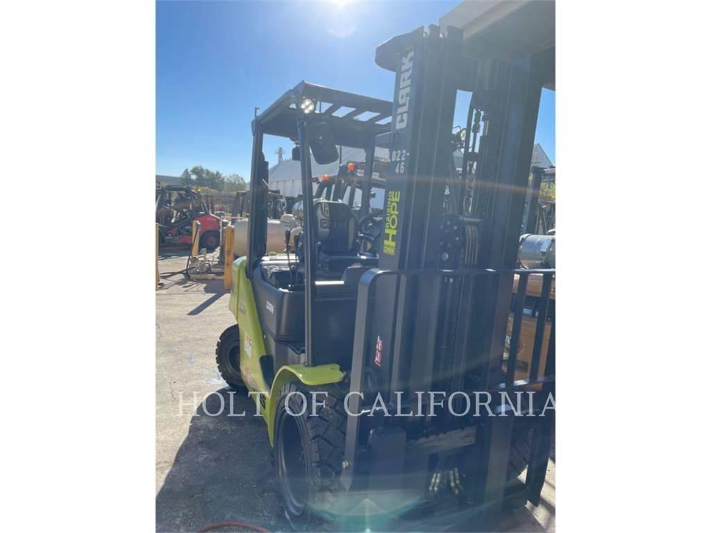 Clark S30D Diesel trucks