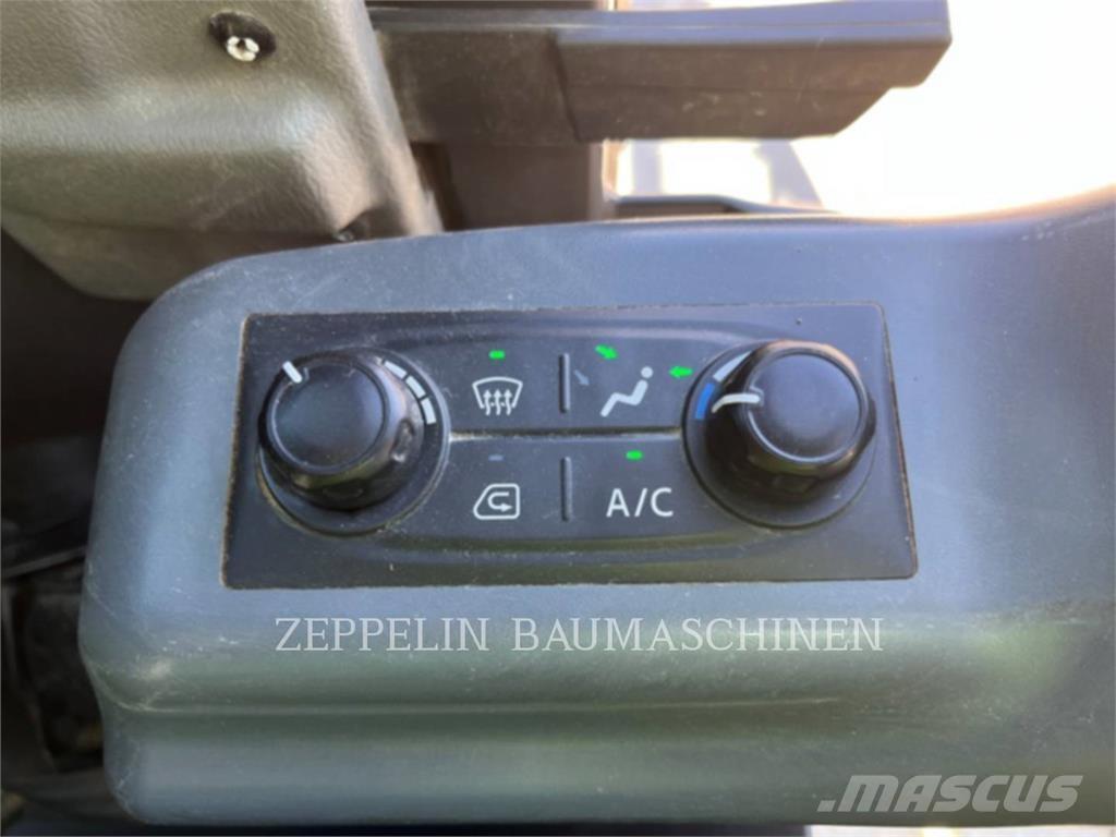 Doosan DX63-3 Crawler excavators