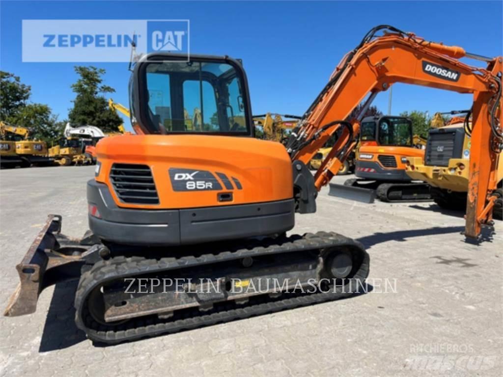 Doosan DX85R-3 Crawler excavators