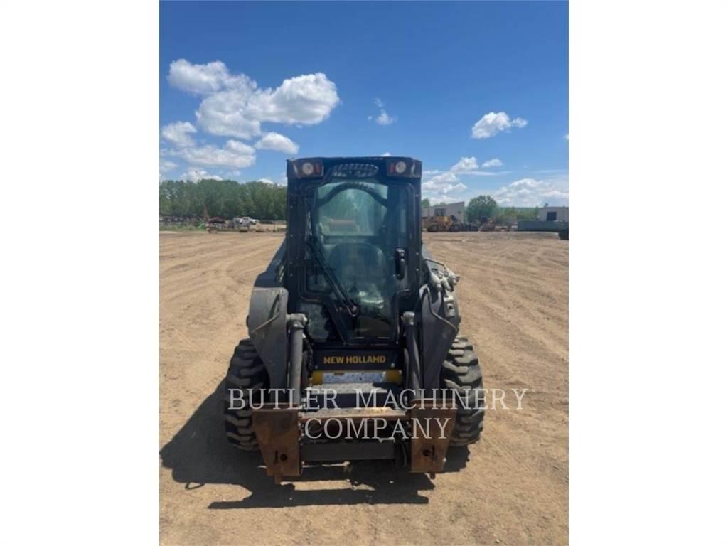 Ford / New Holland L318 Skid steer loaders