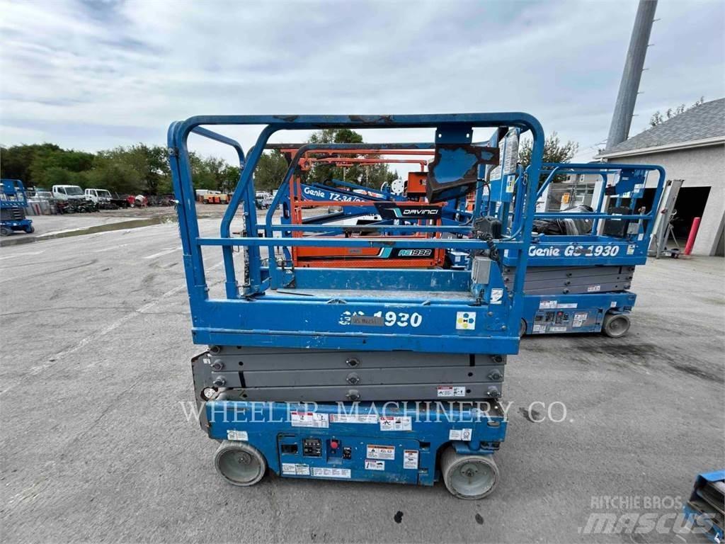 Genie GS1930 Scissor lifts