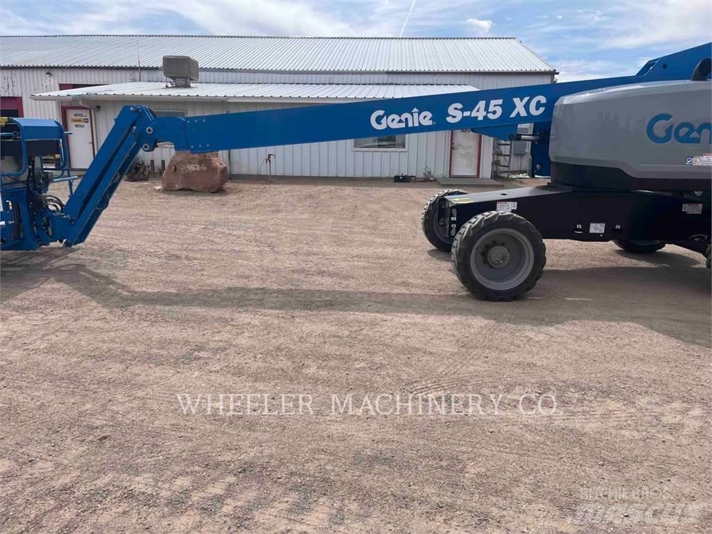 Genie S45XC Articulated boom lifts