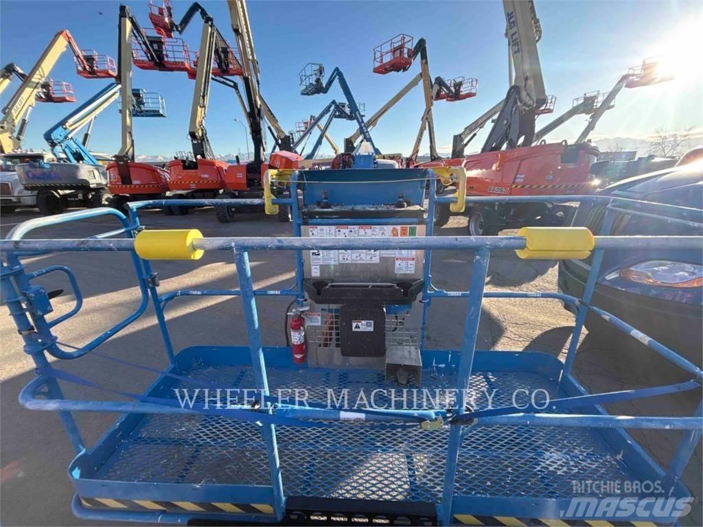 Genie S85XC Articulated boom lifts