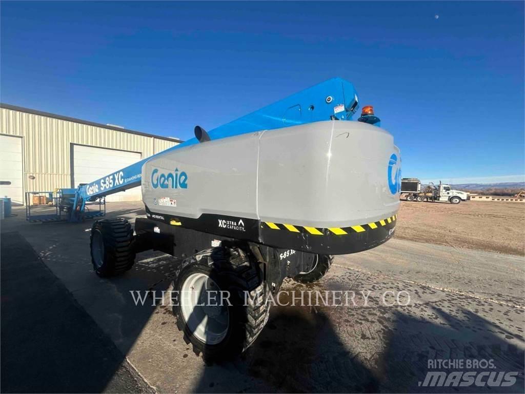 Genie S85XC Articulated boom lifts