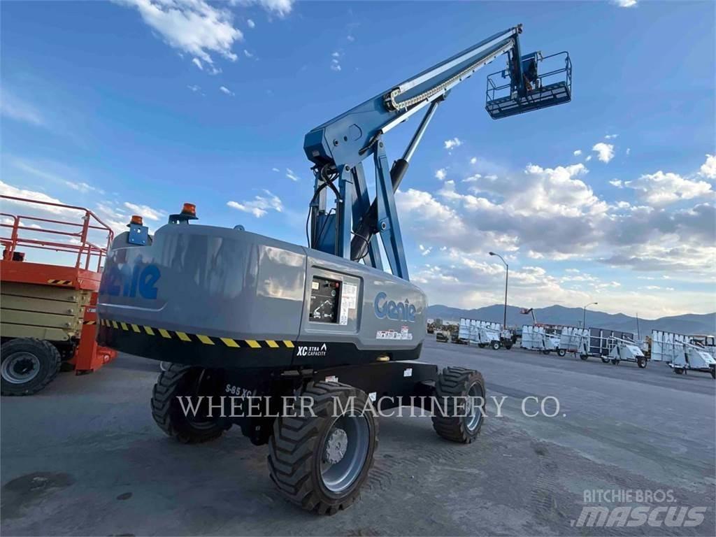 Genie S85XC SP Articulated boom lifts