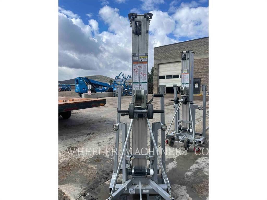 Genie SLC-24 Scissor lifts