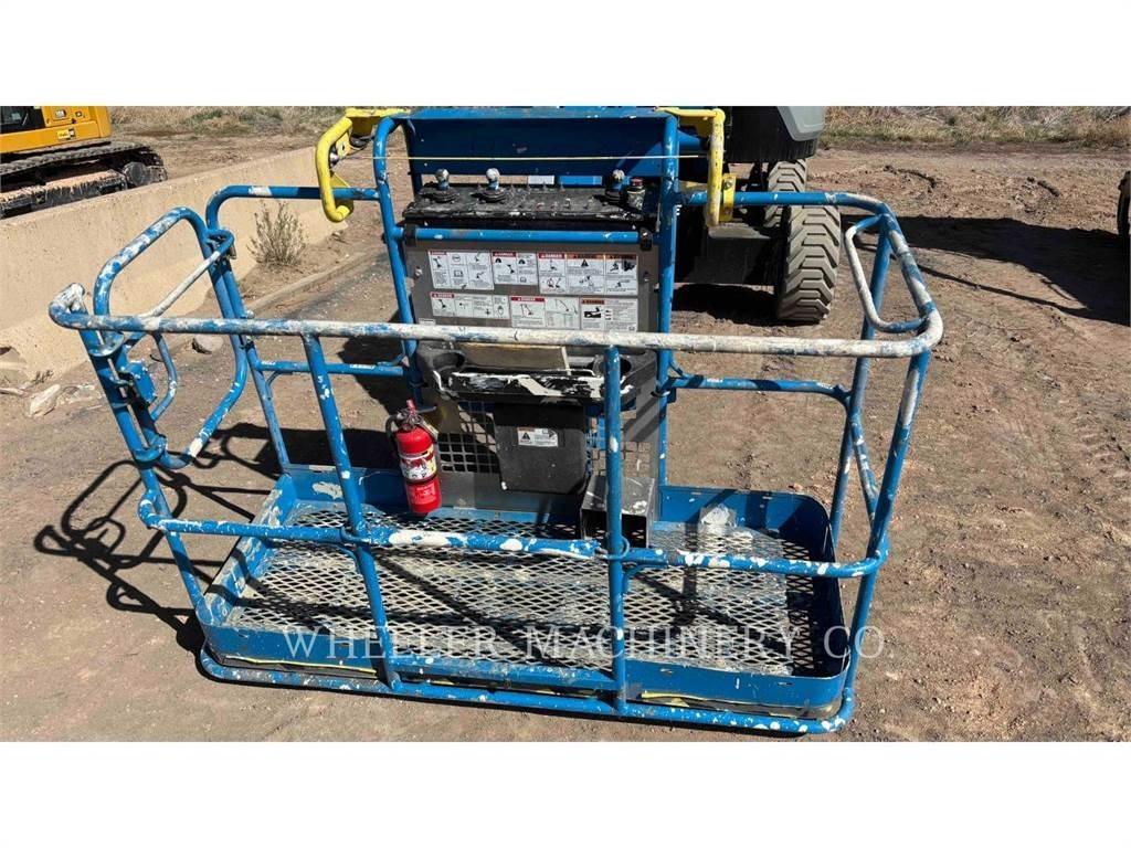 Genie Z45 XC Articulated boom lifts