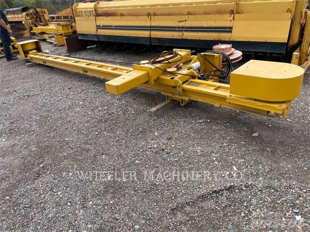 Gomaco GP2800 PLOW Asphalt pavers