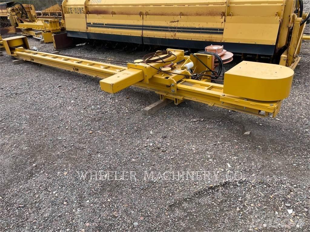 Gomaco GP2800 PLOW Asphalt pavers