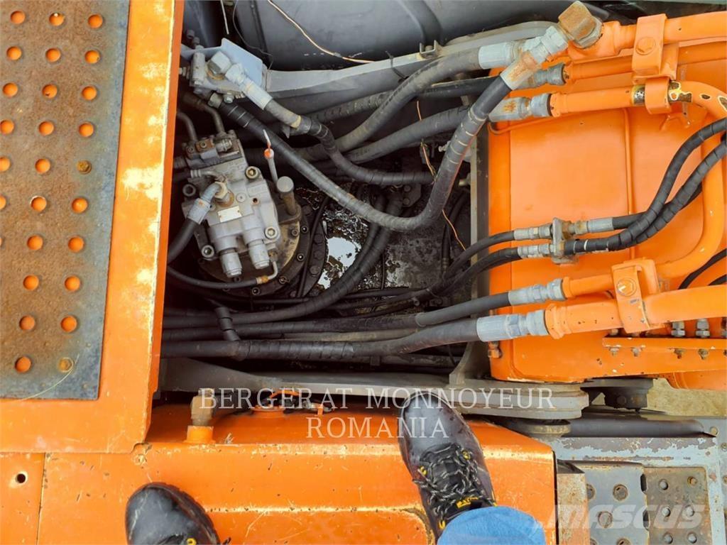 Hitachi ZX2400N-3 Crawler excavators