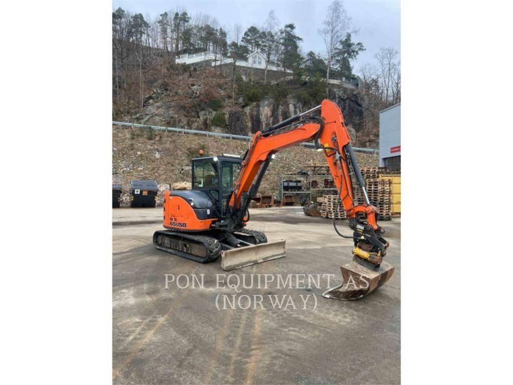 Hitachi ZX65 Crawler excavators
