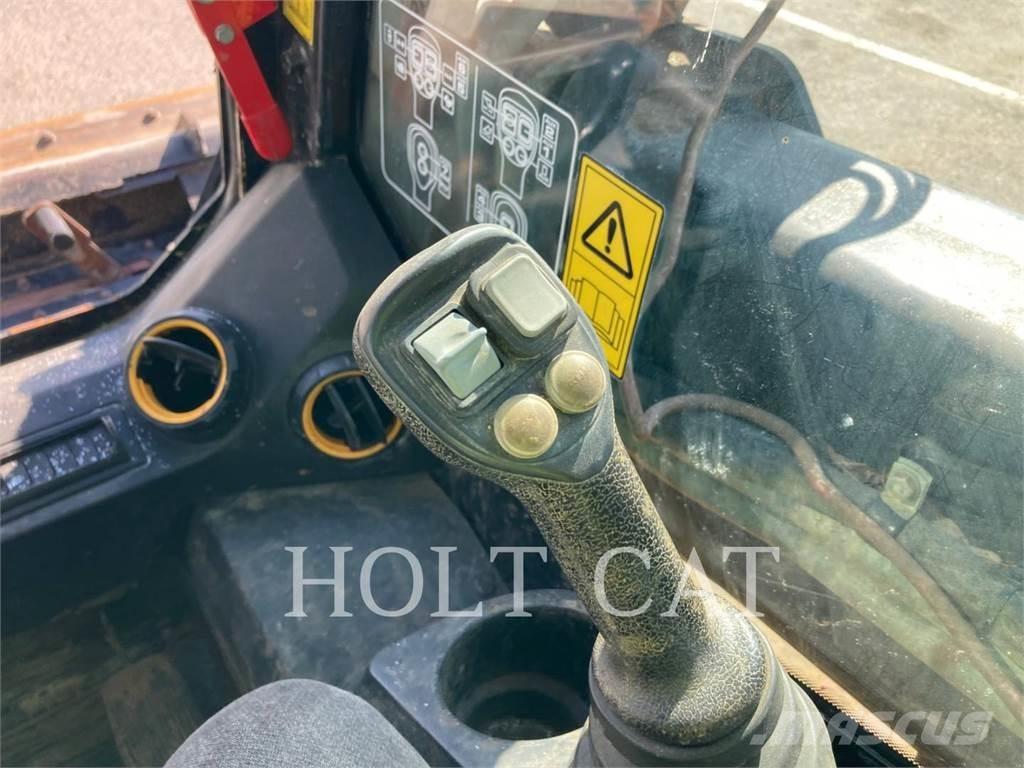 JCB 270T Crawler loaders