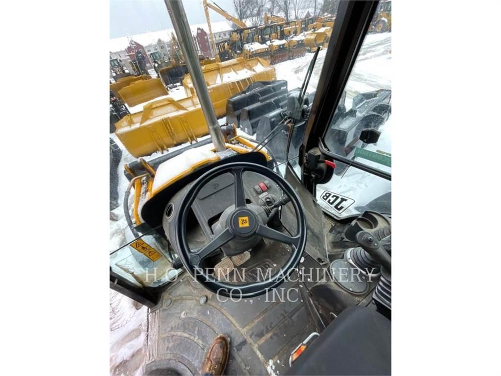 JCB 3CX Backhoe loaders
