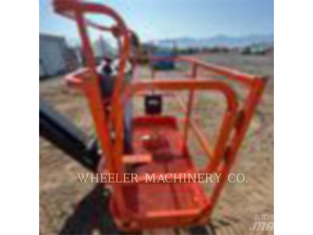 JLG 340AJ Articulated boom lifts