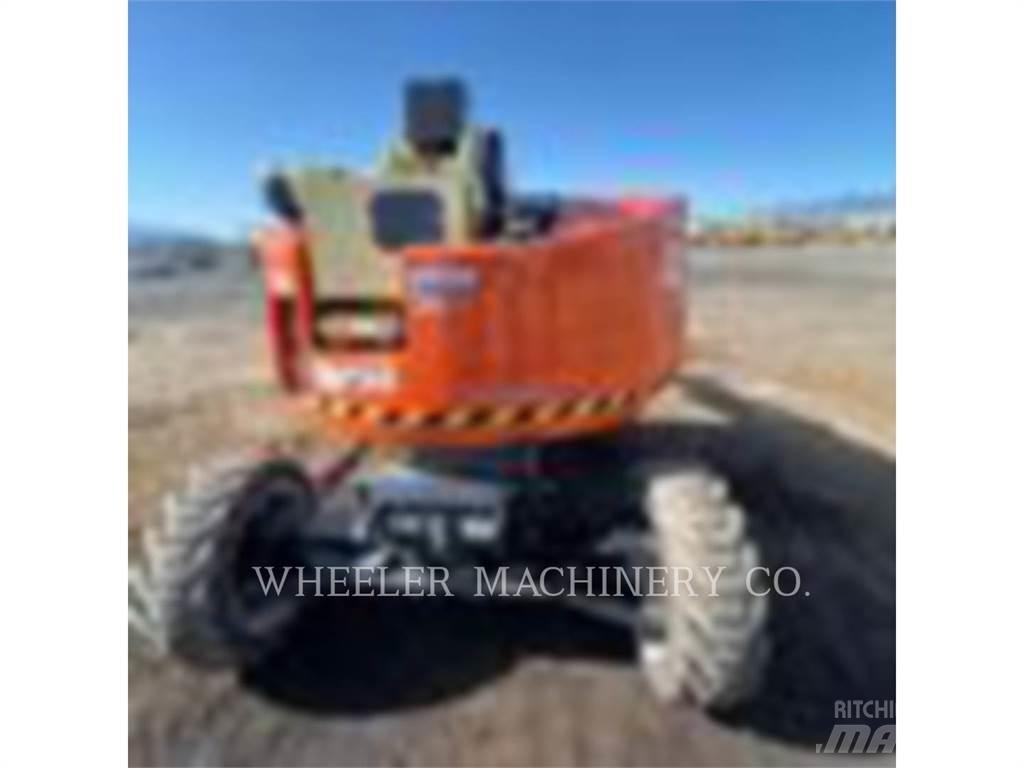 JLG 340AJ Articulated boom lifts