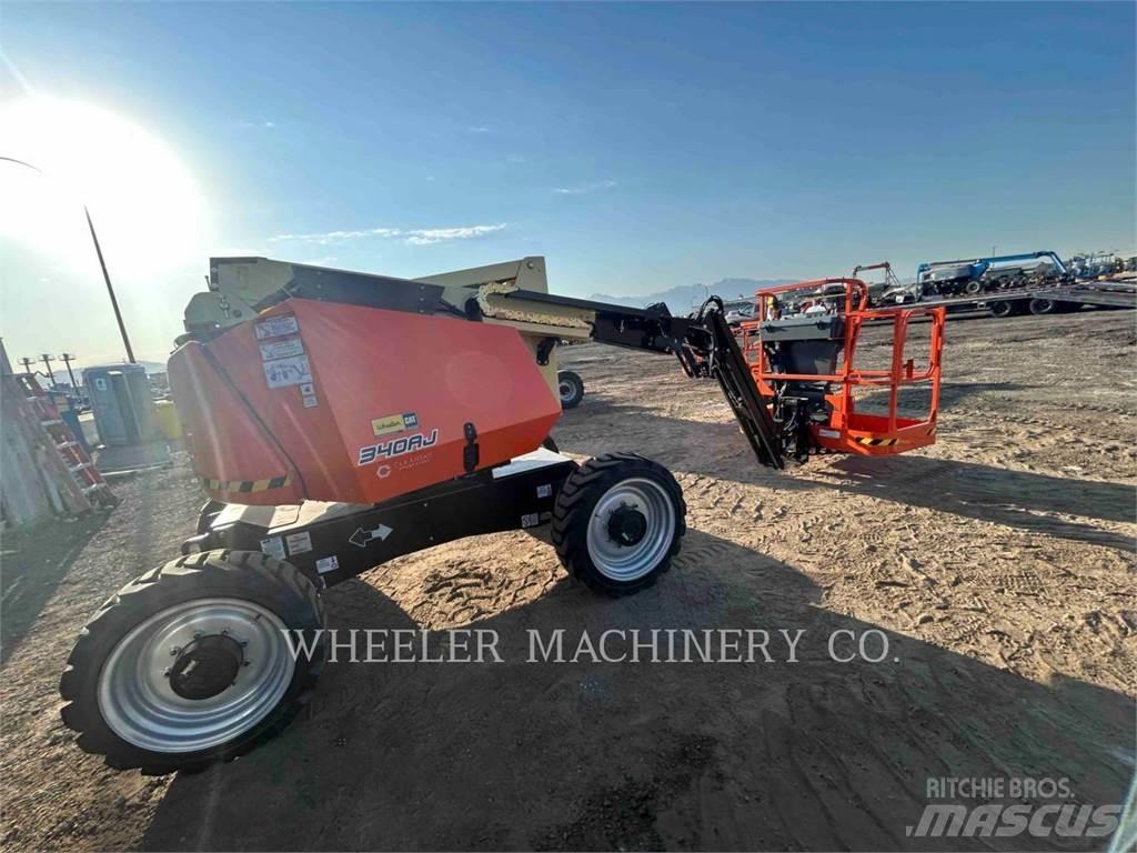 JLG 340AJ Articulated boom lifts