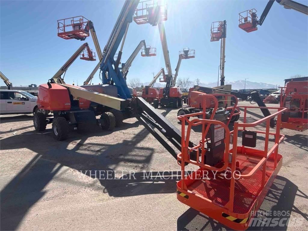 JLG 460SJ Articulated boom lifts