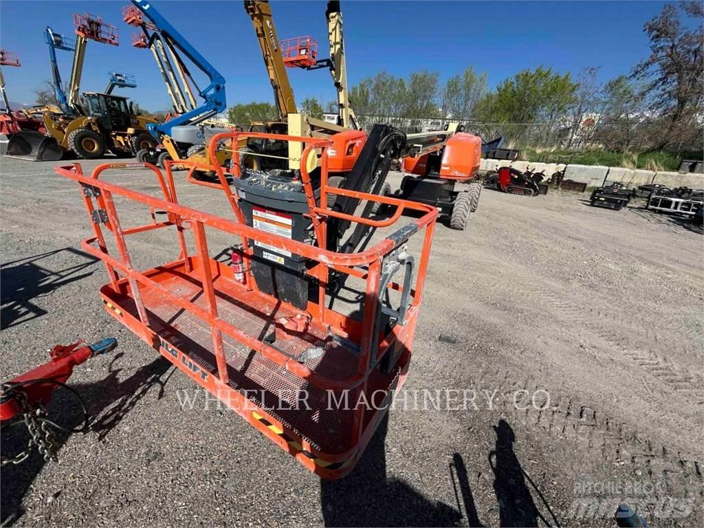 JLG 460SJ SP Articulated boom lifts