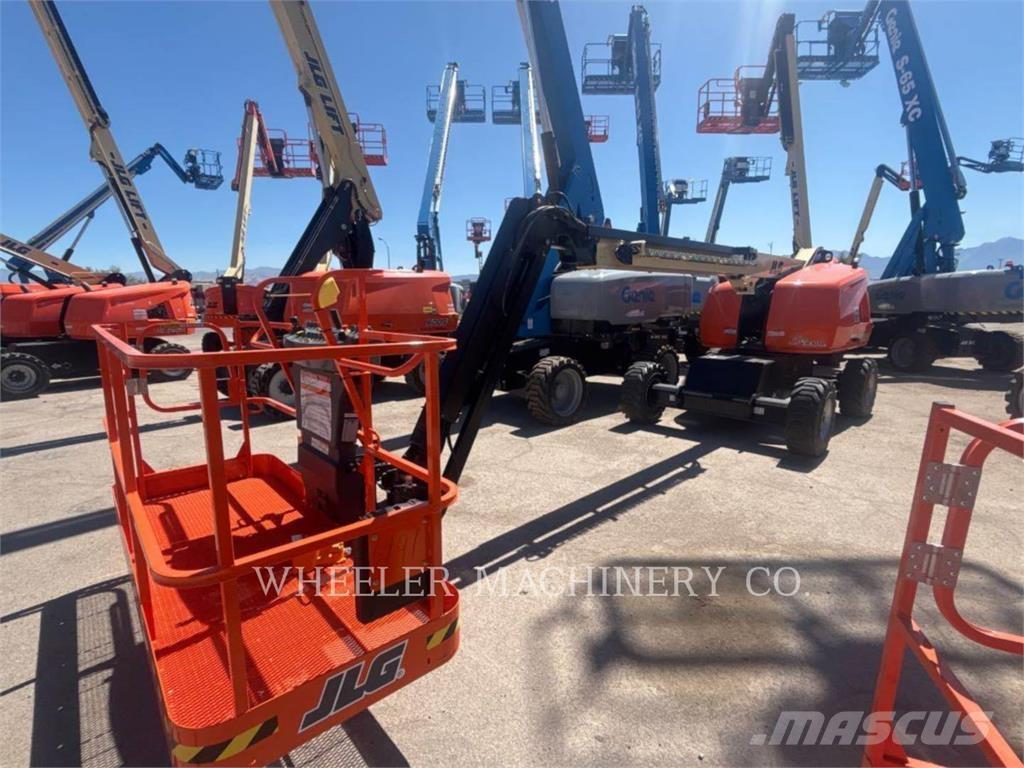 JLG 460SJ SP Articulated boom lifts