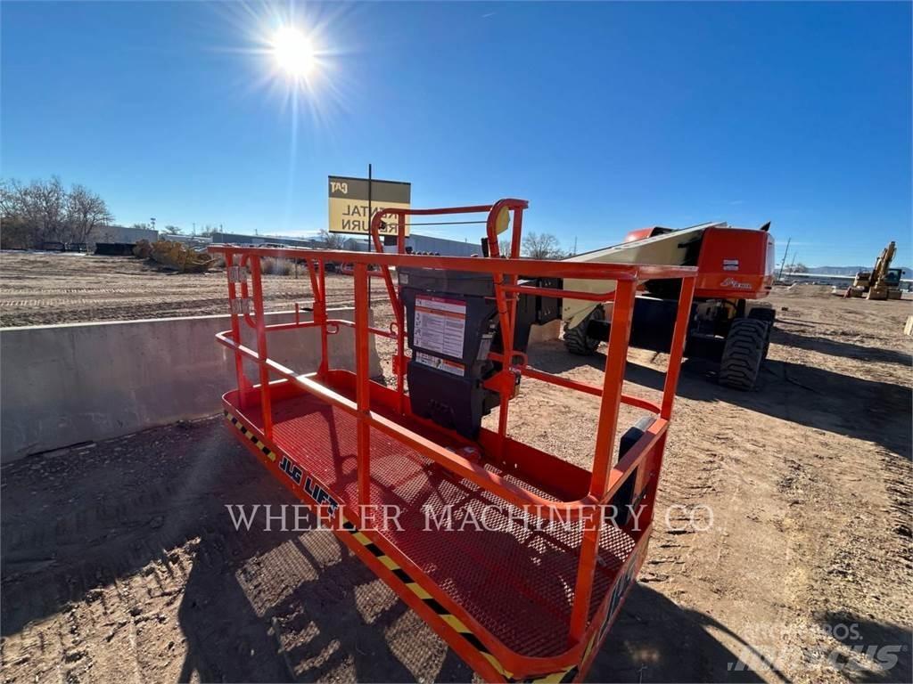 JLG 600S SP Articulated boom lifts