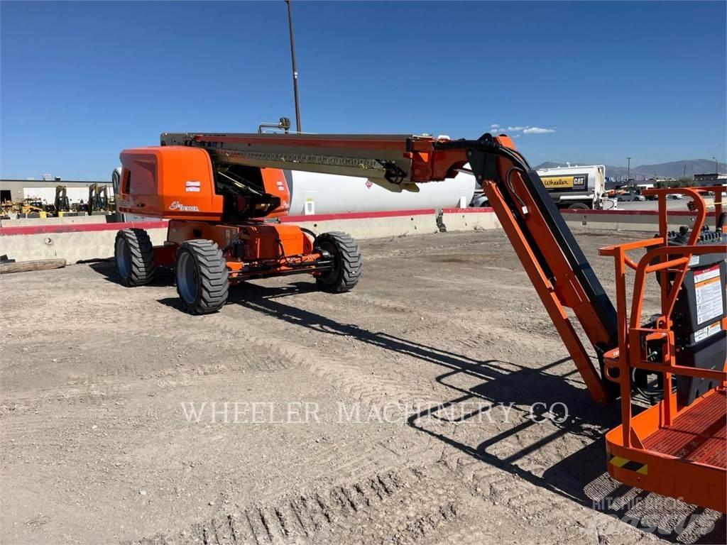 JLG 660SJ SP Articulated boom lifts