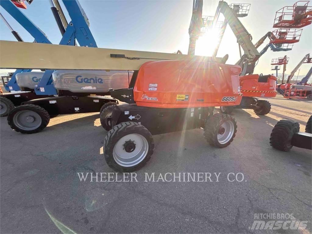 JLG 660SJ SP Articulated boom lifts