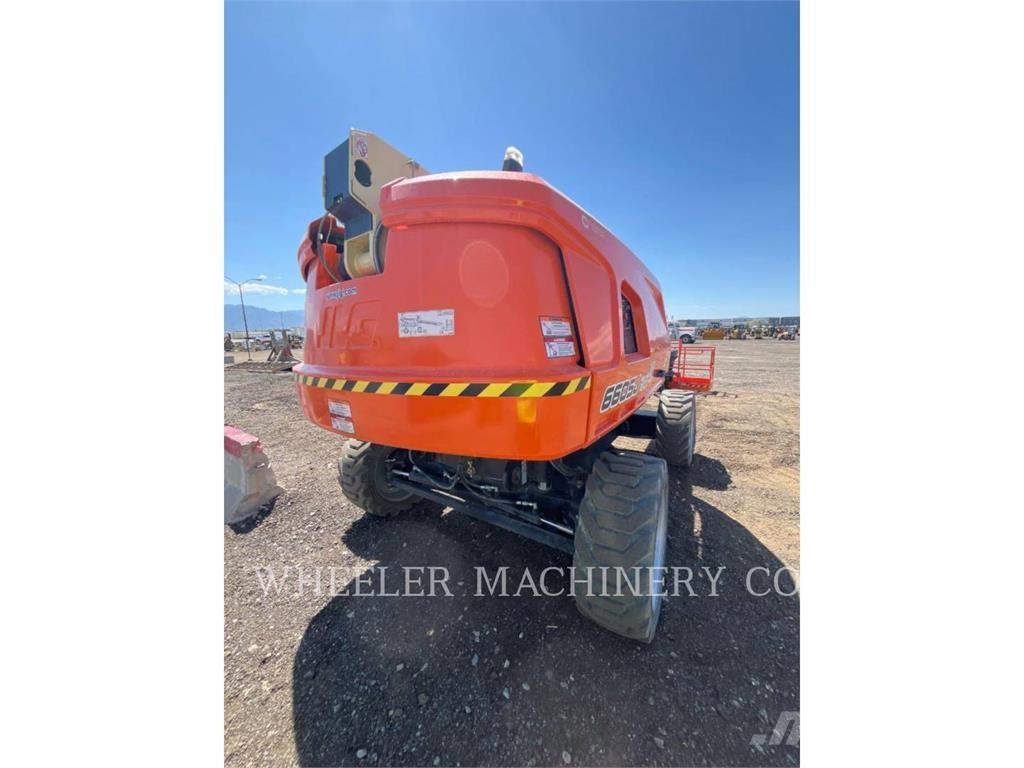 JLG 660SJ SP Articulated boom lifts