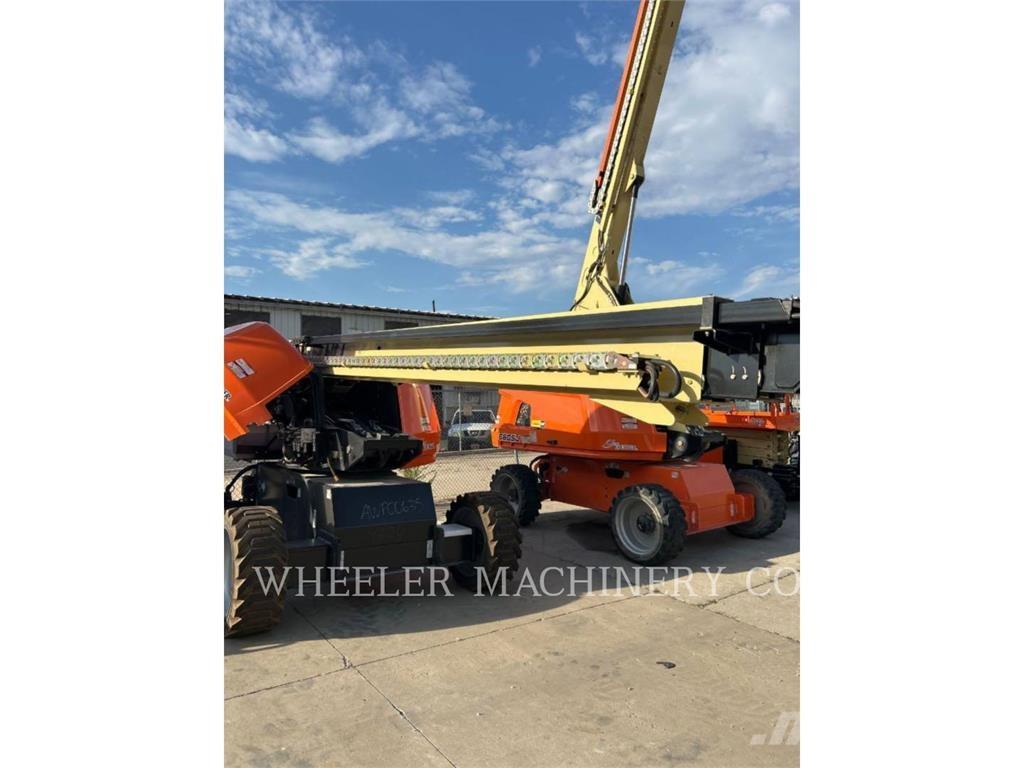 JLG 660SJ SP Articulated boom lifts