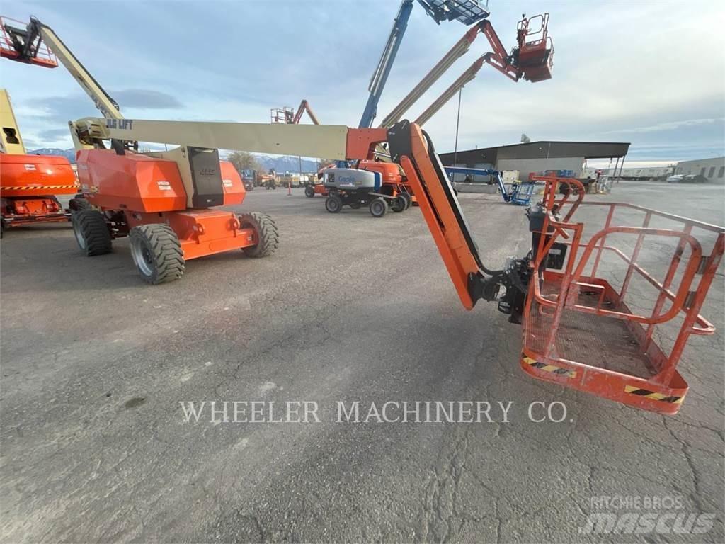JLG 800AJ SP Articulated boom lifts