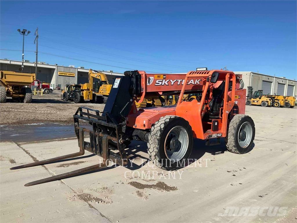 JLG 8042 Telescopic handlers