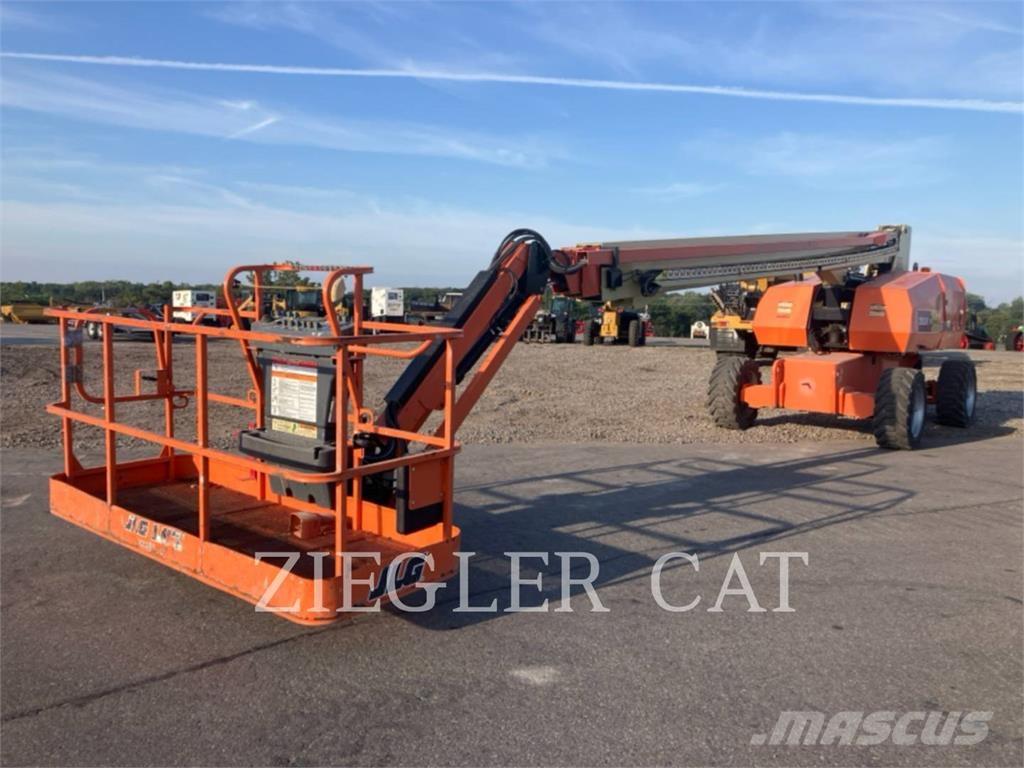 JLG 860SJ Articulated boom lifts
