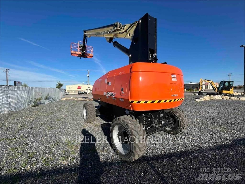 JLG 860SJ SP Articulated boom lifts