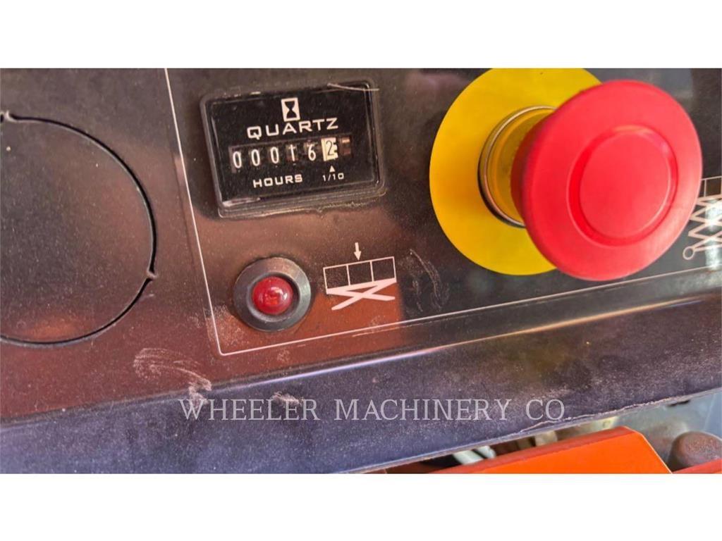 JLG ES2632 Scissor lifts